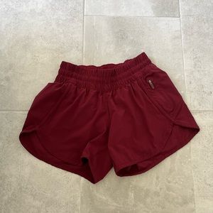 lululemon tracker shorts